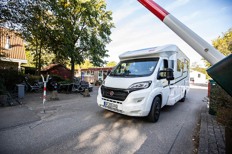 Zelf je camper naar Nederland rijden