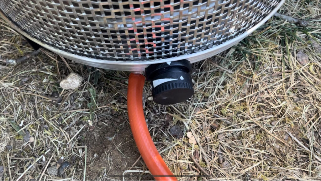Gasregelaar op de Cobb Premier Gas